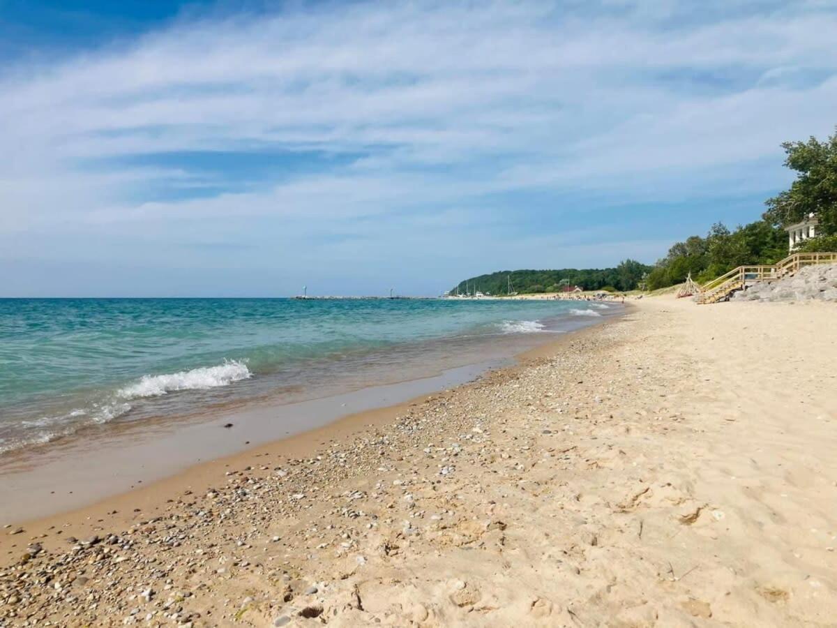 Downtown Traverse City Condo - Capri 209 Экстерьер фото